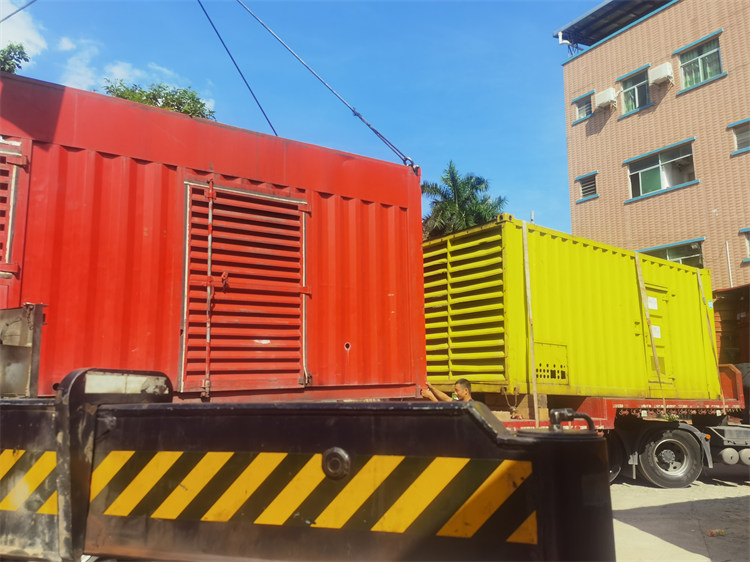 發(fā)動機的桿身